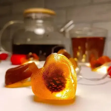 Мармелад "Сердце" с сосновой шишкой в крафтовой коробке, 110г